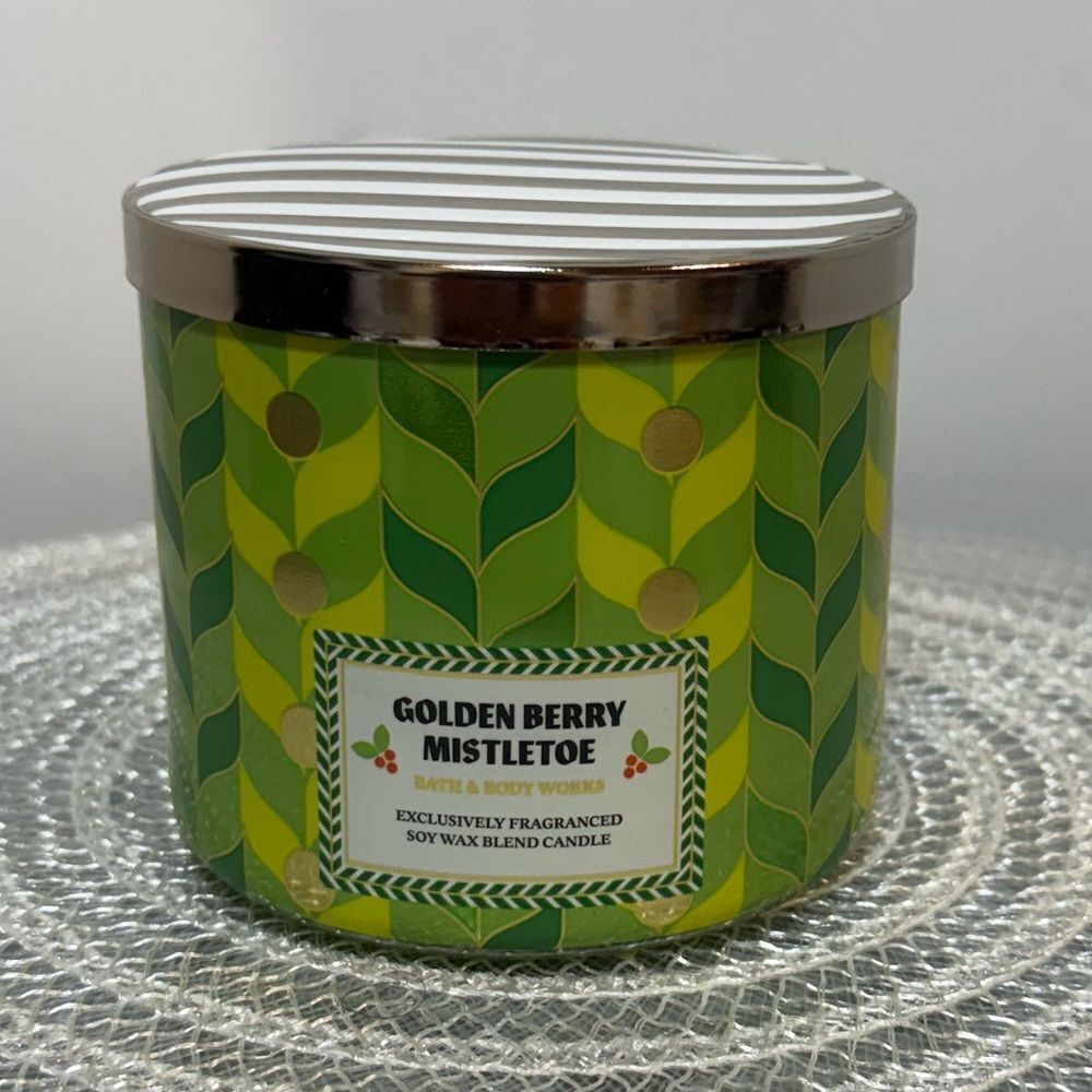 BBW Golden Berry Mistletoe 3 Wick Scented Candle NWT